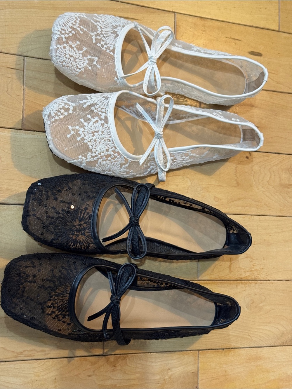 Lace Bow Ballet Flats - Cream / Black